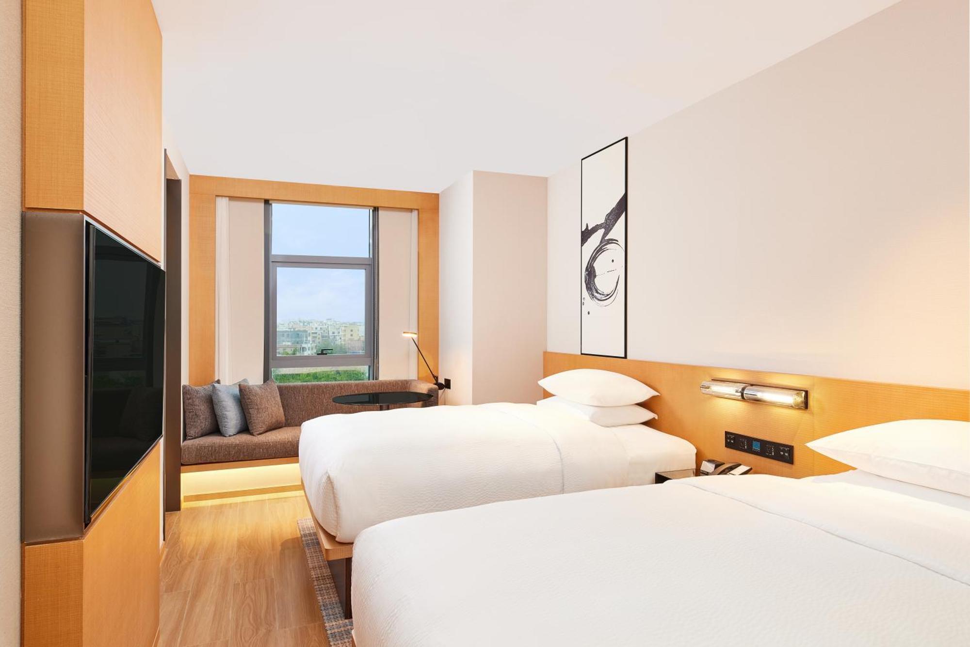 Fairfield By Marriott Guangzhou Konggang Hotel Exterior photo